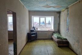 продается квартира в Упорово